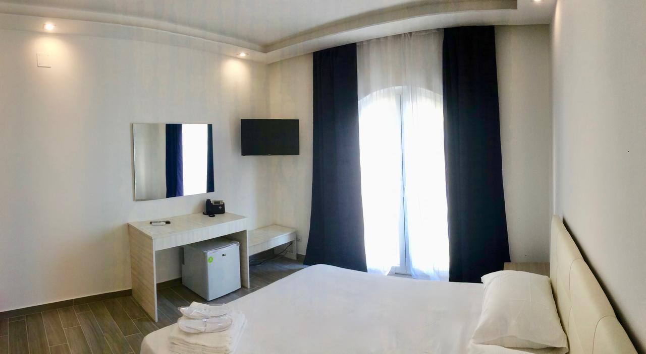Klaton Beach Hotel Formia Eksteriør bilde