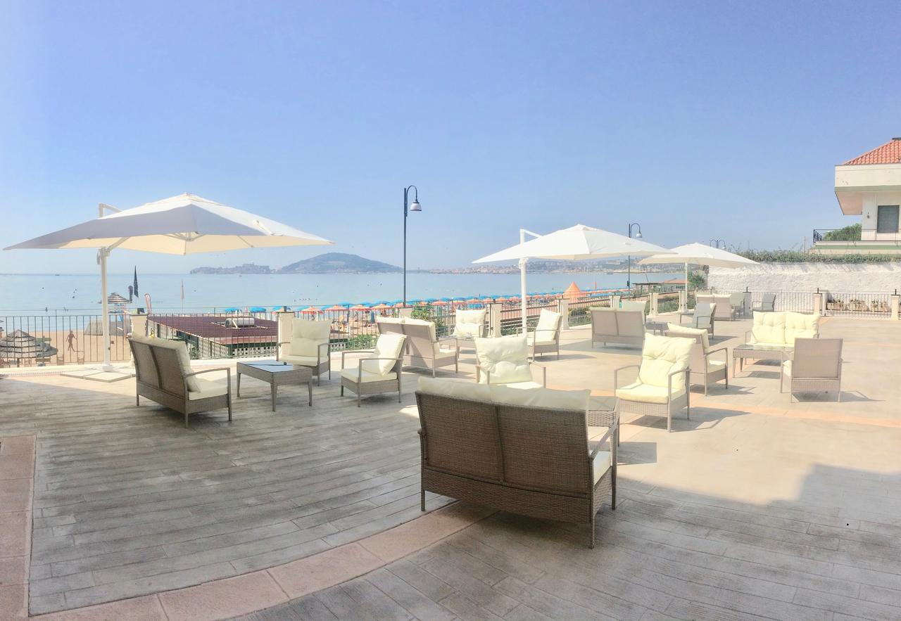 Klaton Beach Hotel Formia Eksteriør bilde