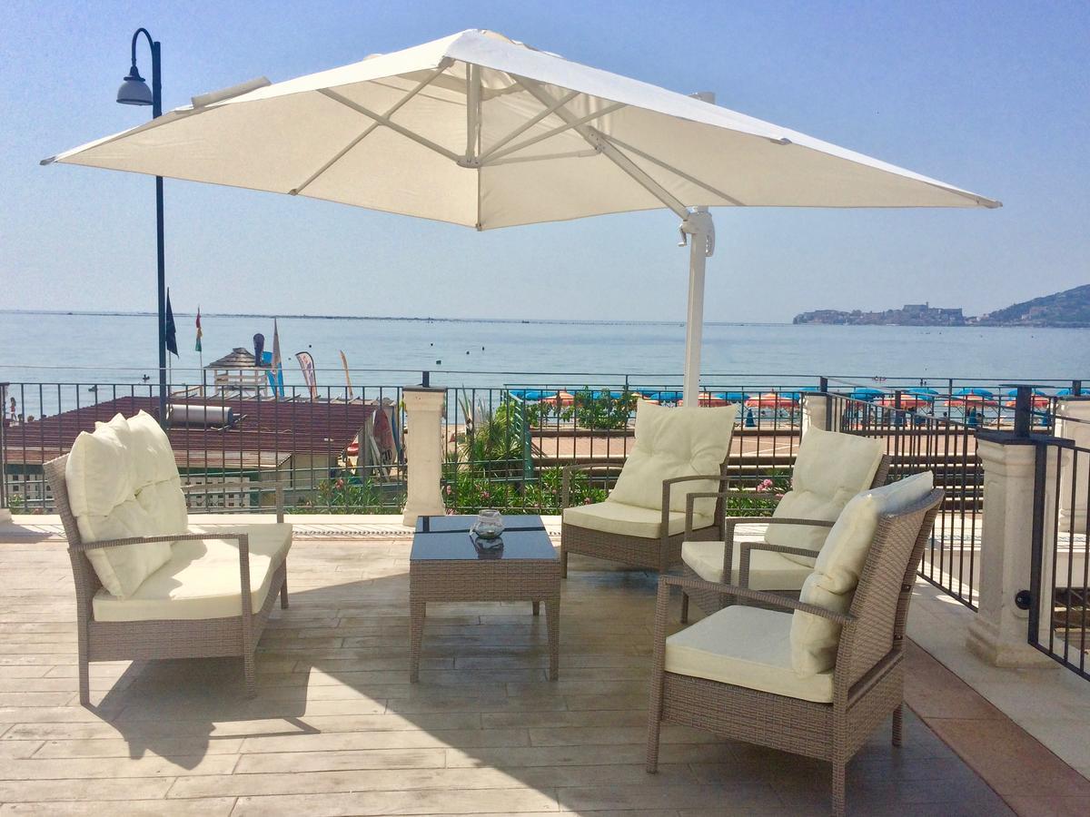 Klaton Beach Hotel Formia Eksteriør bilde